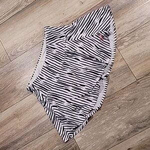 EUC Fun Zebra Stripe Tennis Skirt